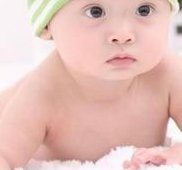 婴儿26℃穿衣法则详解，快速学会让娃换季少生病